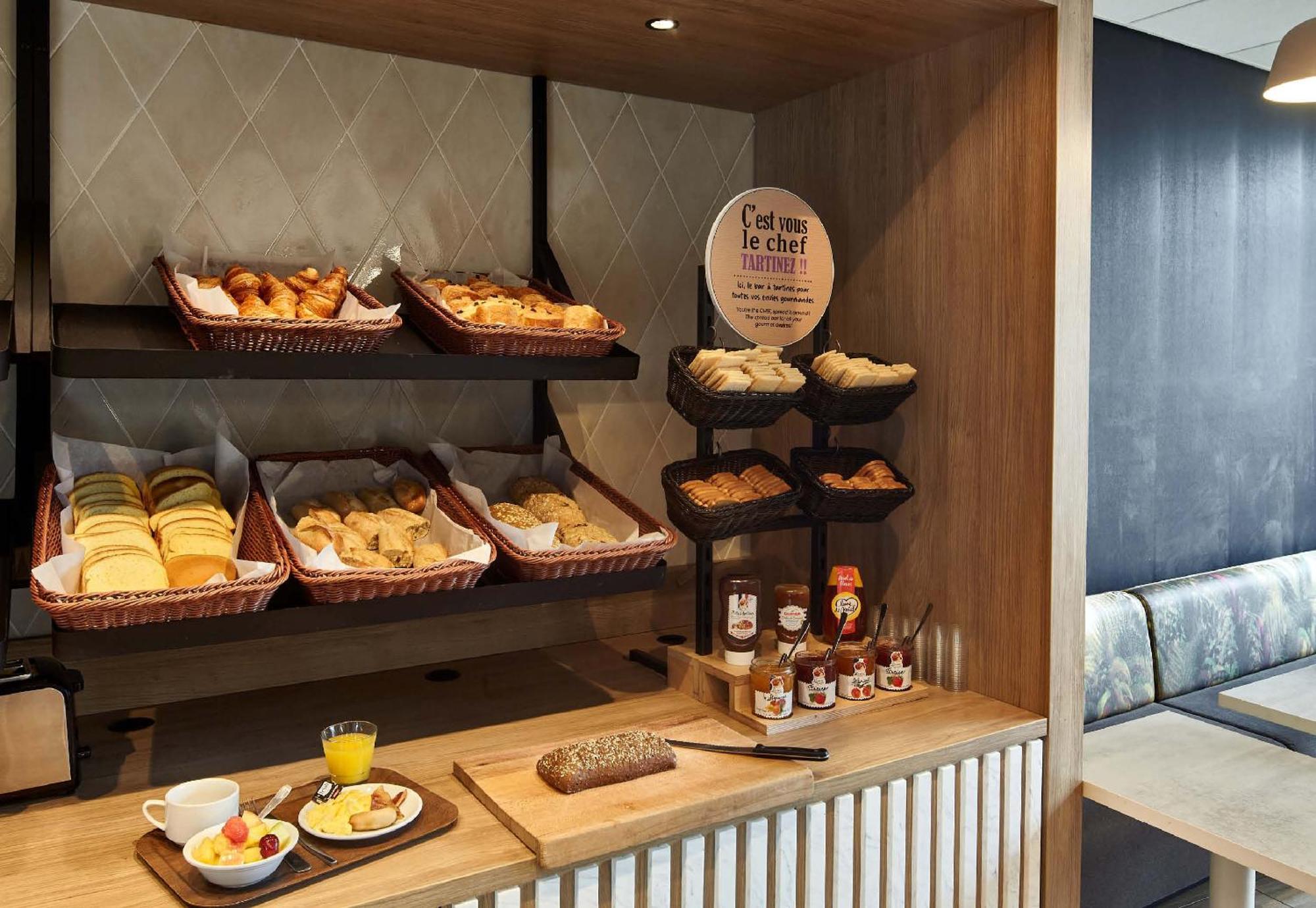 B&B Hotel Dreux Nord エクステリア 写真